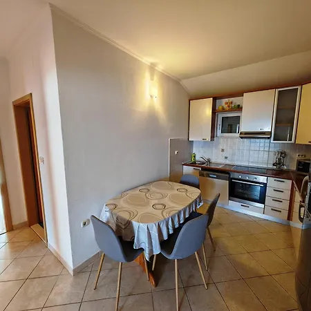 Cvjet Makarska