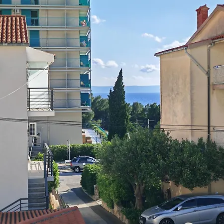 Cvjet * Makarska