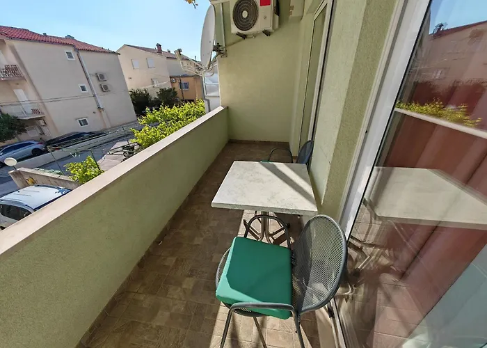 Cvjet Apartamento Makarska