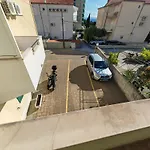 Cvjet Apartment *