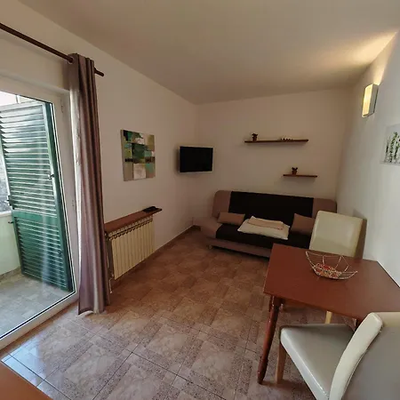 Lägenhet Cvjet Makarska
